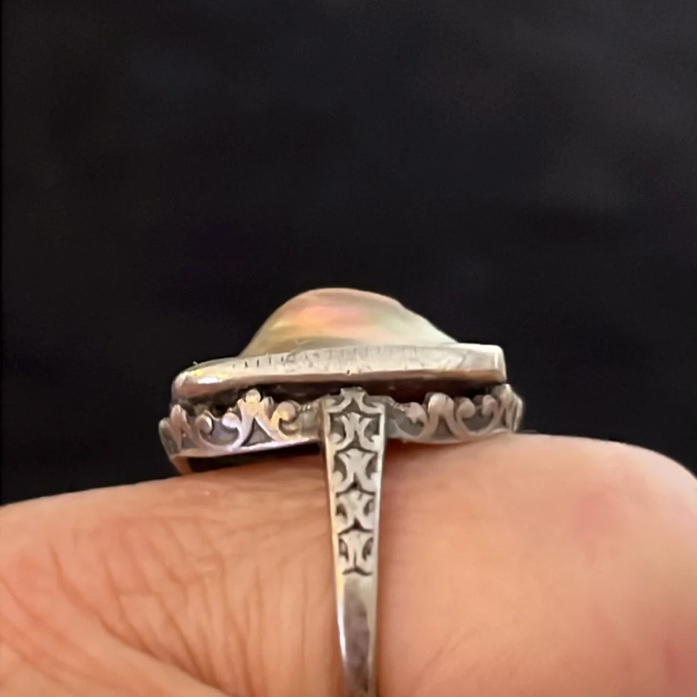 Antique stamped Sterling Silver handcrafted mother three of pearl ring size 6.75